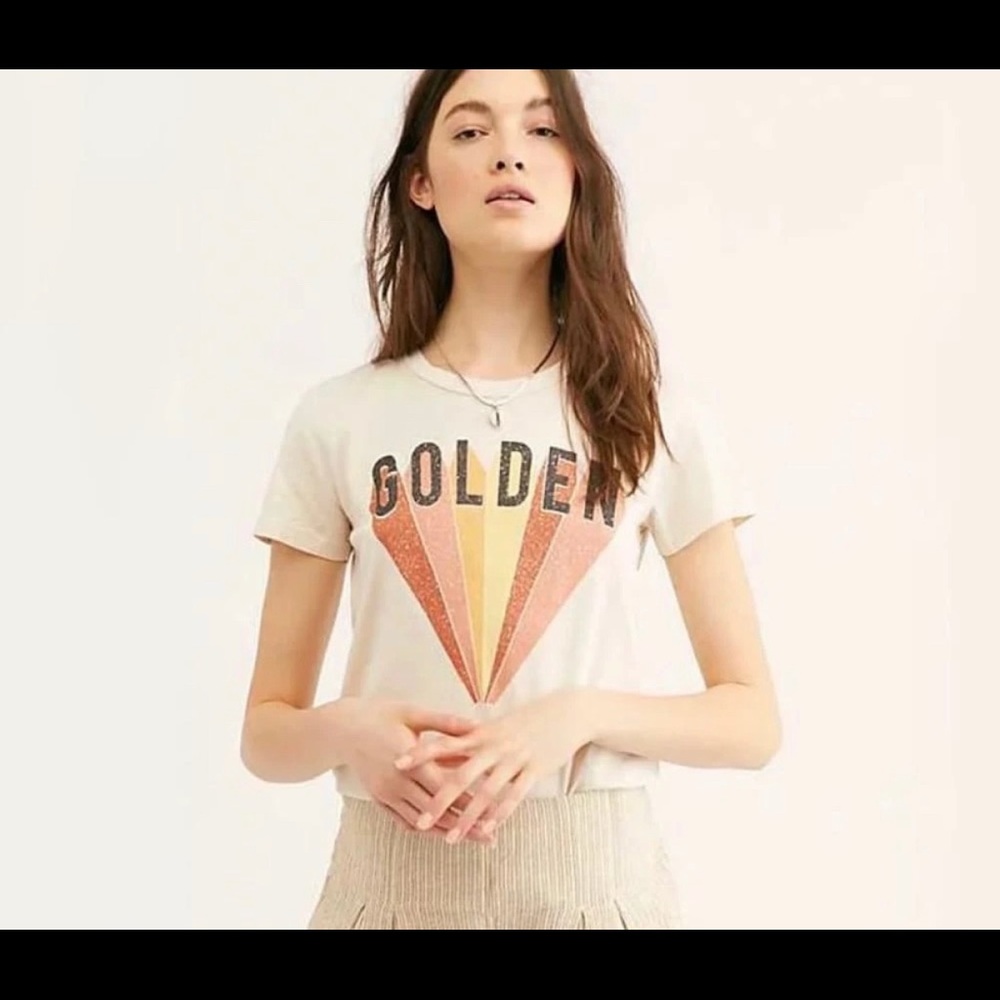 NWT Vintage 70s Style Print Golden Tshirt